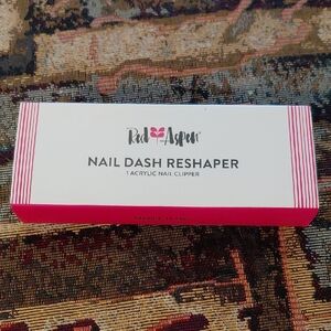 Red Aspen Nail Dash Reshaper - Pink/White